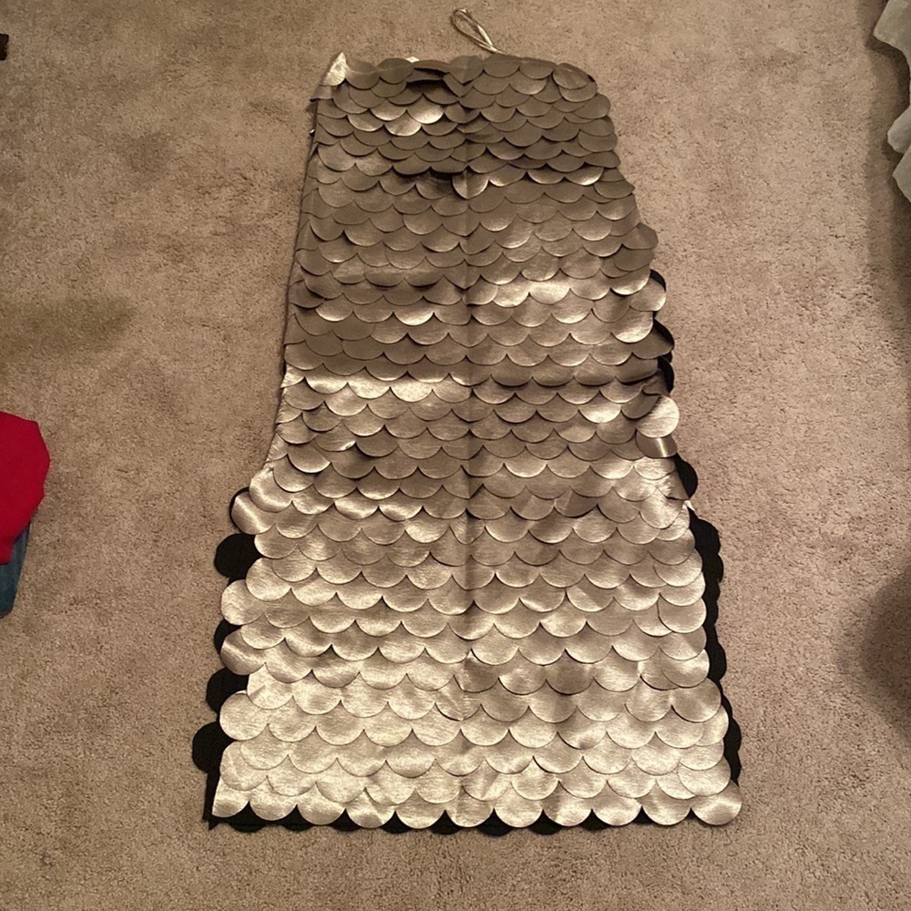 SAU- NWT Square Neckline Metallic Textured Midi Dress - Picture 3 of 7
